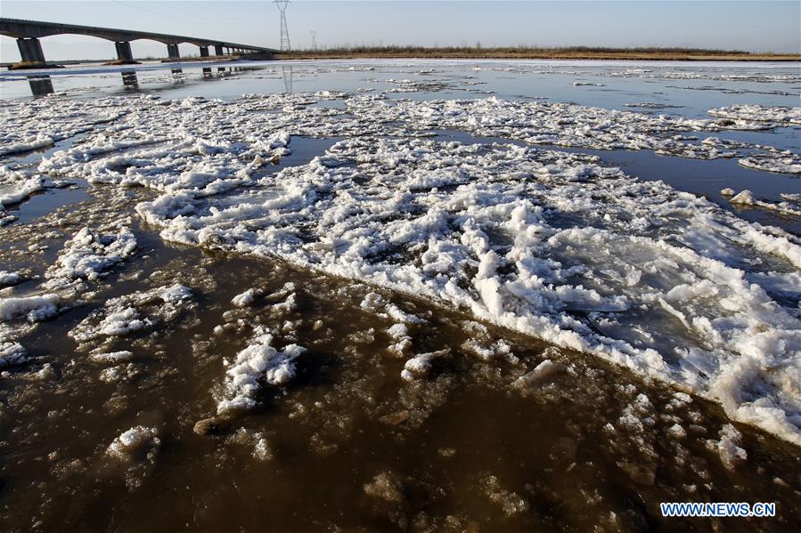 CHINA-NINGXIA-YELLOW RIVER-ICE JAM (CN)