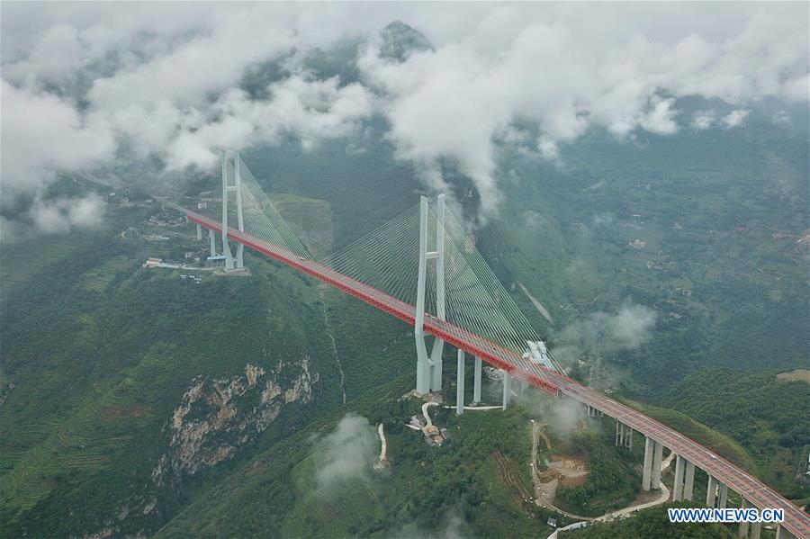 CHINA-GUIZHOU-BRIDGE-SCENERY (CN)