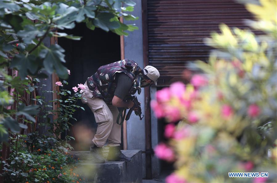 INDIAN-CONTROLLED KASHMIR-SRINAGAR-GUNFIGHT