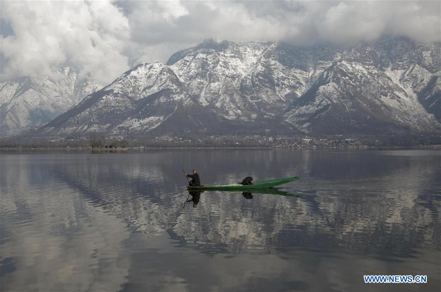 KASHMIR-SRINAGAR-DAILY LIFE