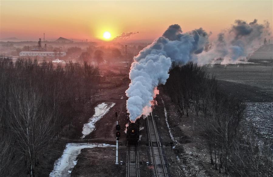 XINHUA PHOTOS OF THE DAY