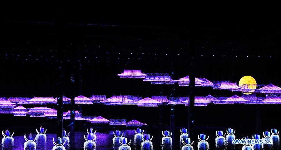 CHINA-CHONGQING-PERFORMANCE "RETURN TO THE THREE GORGES" (CN)