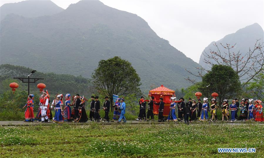 CHINA-GUANGXI-DU'AN-WEDDING CUSTOM (CN)