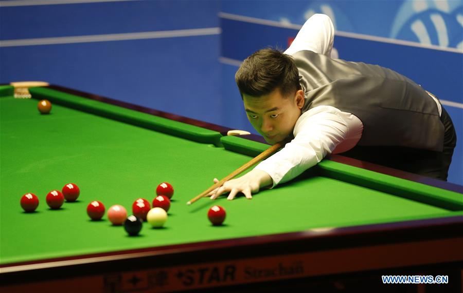 (SP)BRITAIN-SHEFFIELD-SNOOKER-WORLD CHAMPIONSHIP-DAY 2