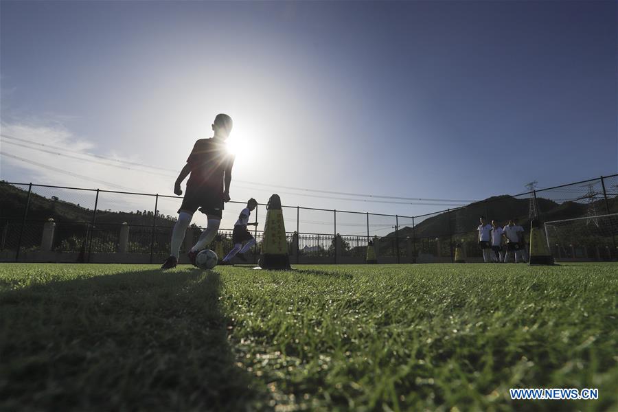 #CHINA-HEBEI-INTERNATIONAL CHILDREN'S DAY-FOOTBALL-TRAINING (CN)