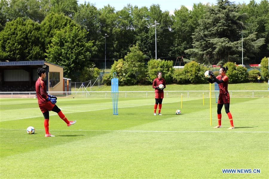 (SP)FRANCE-FOUGERES-2019 FIFA WOMEN'S WORLD CUP-CHINA-TRAINING SESSION