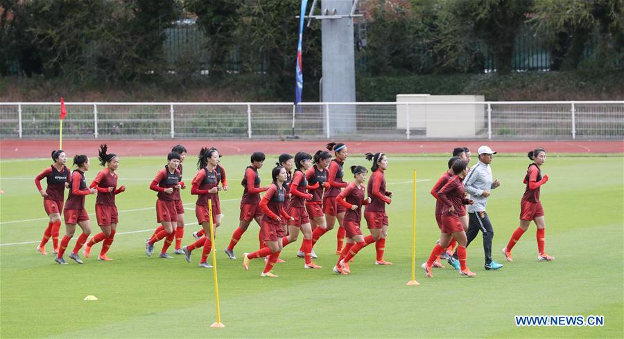 (SP)FRANCE-PARIS-2019 FIFA WOMEN'S WORLD CUP-GROUP B-CHINA-TRAINING SESSION