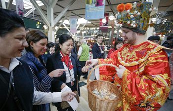 Various performances held to celebrate Spring Festival at Vancouver Int'l Airport