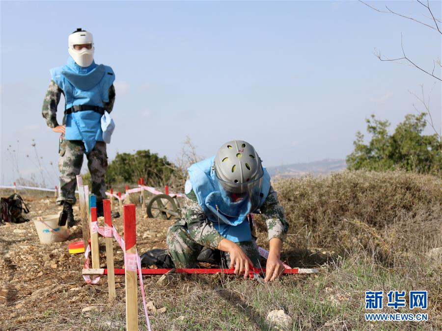 （新华全媒头条·图文互动）（12）沿着中国特色强军之路阔步前进——党中央、中央军委领导推进国防和军队建设70年纪实