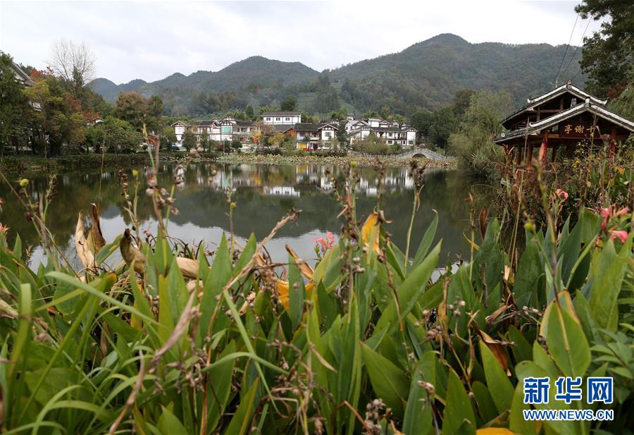 （四中全会精神在基层·图文互动）（1）乌江清，贵州兴——贵州第一大河乌江治污记