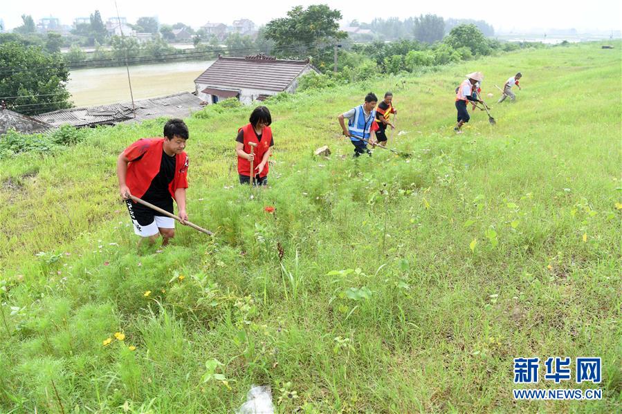 （防汛抗洪·图文互动）（1）抗洪抢险的中坚力量——安徽宣城防汛抗洪一线见闻