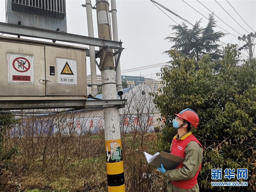 （青春的梦想 青春的奋斗·图文互动）（1）年轻，就要无悔担当——青春在奉献中闪光