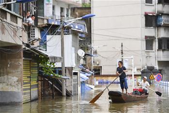 洪水来时，那暖心的民间救援